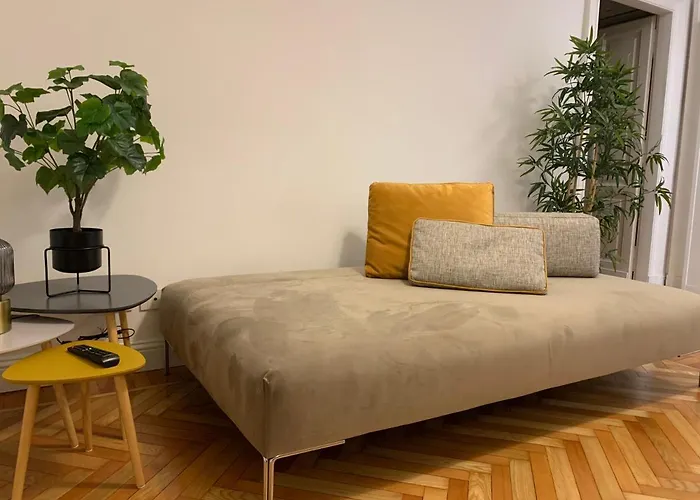 Turin Central Apartment شقة